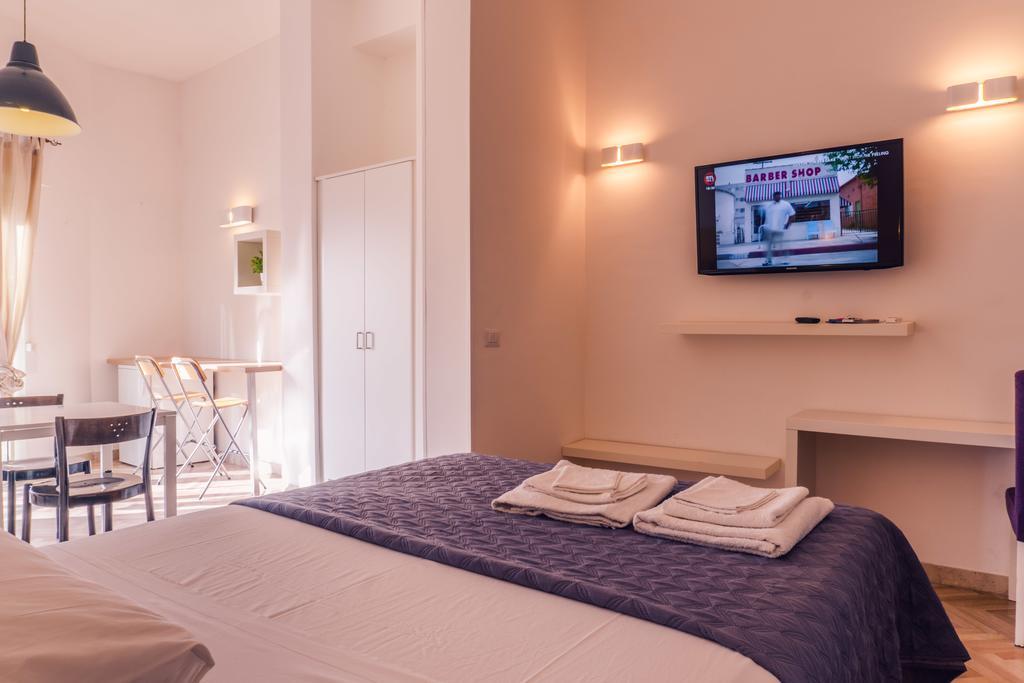 Solobed Apartment Reggio Calabria Bagian luar foto