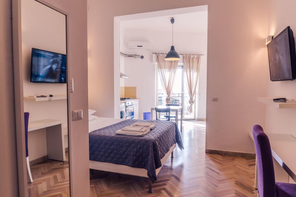 Solobed Apartment Reggio Calabria Bagian luar foto
